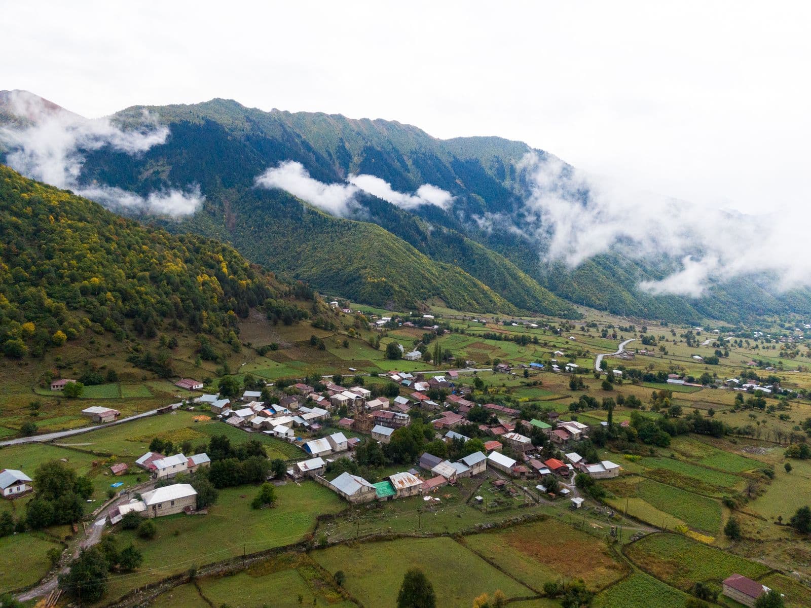Grand Georgia: Tbilisi to Batumi in 7 Days - image 2