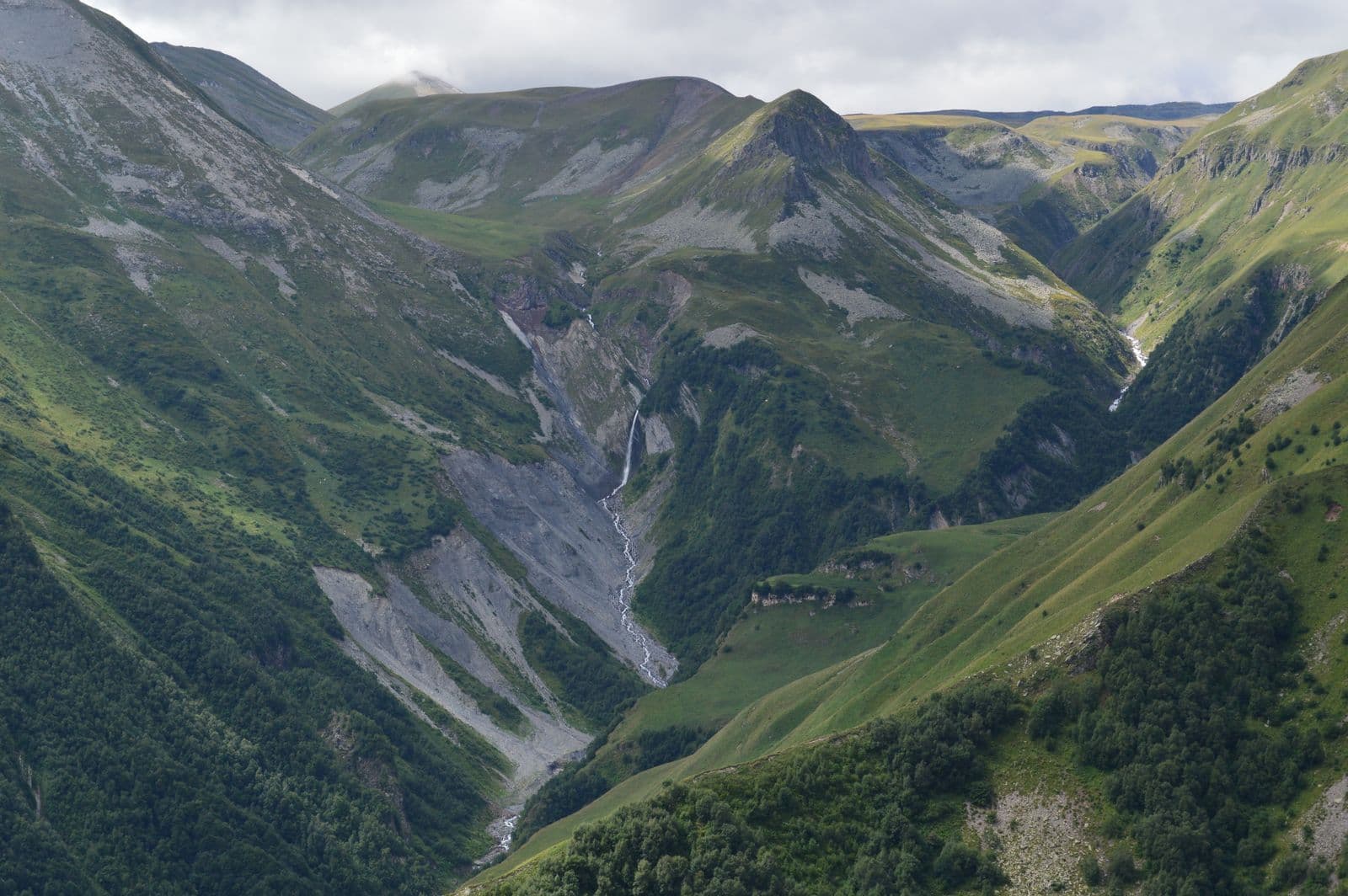 Lagodekhi National Park — Ninoskhevi Waterfall Hike - image 3